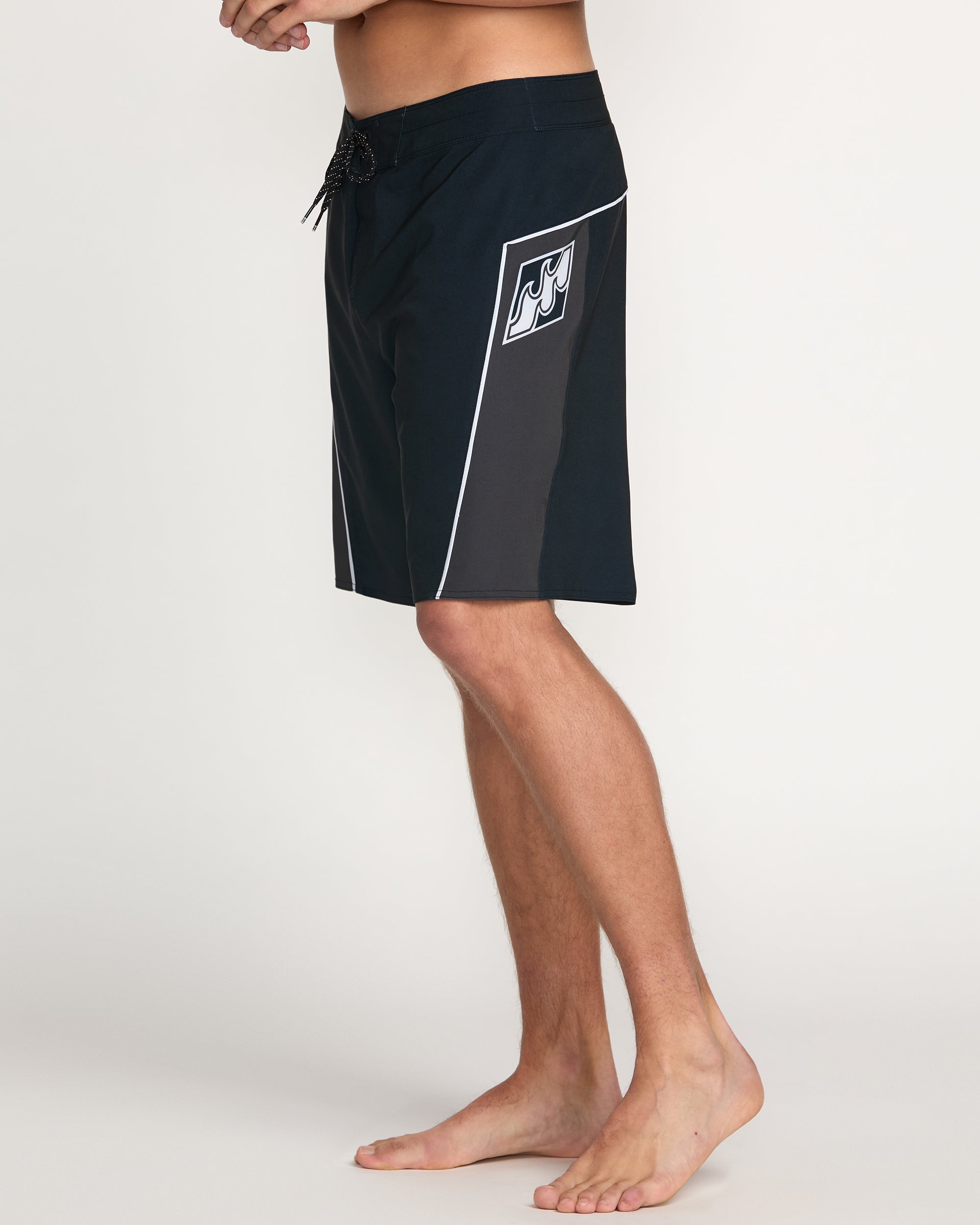 Straddie Pro Performance 20 Boardshorts - Stealth - Image 7