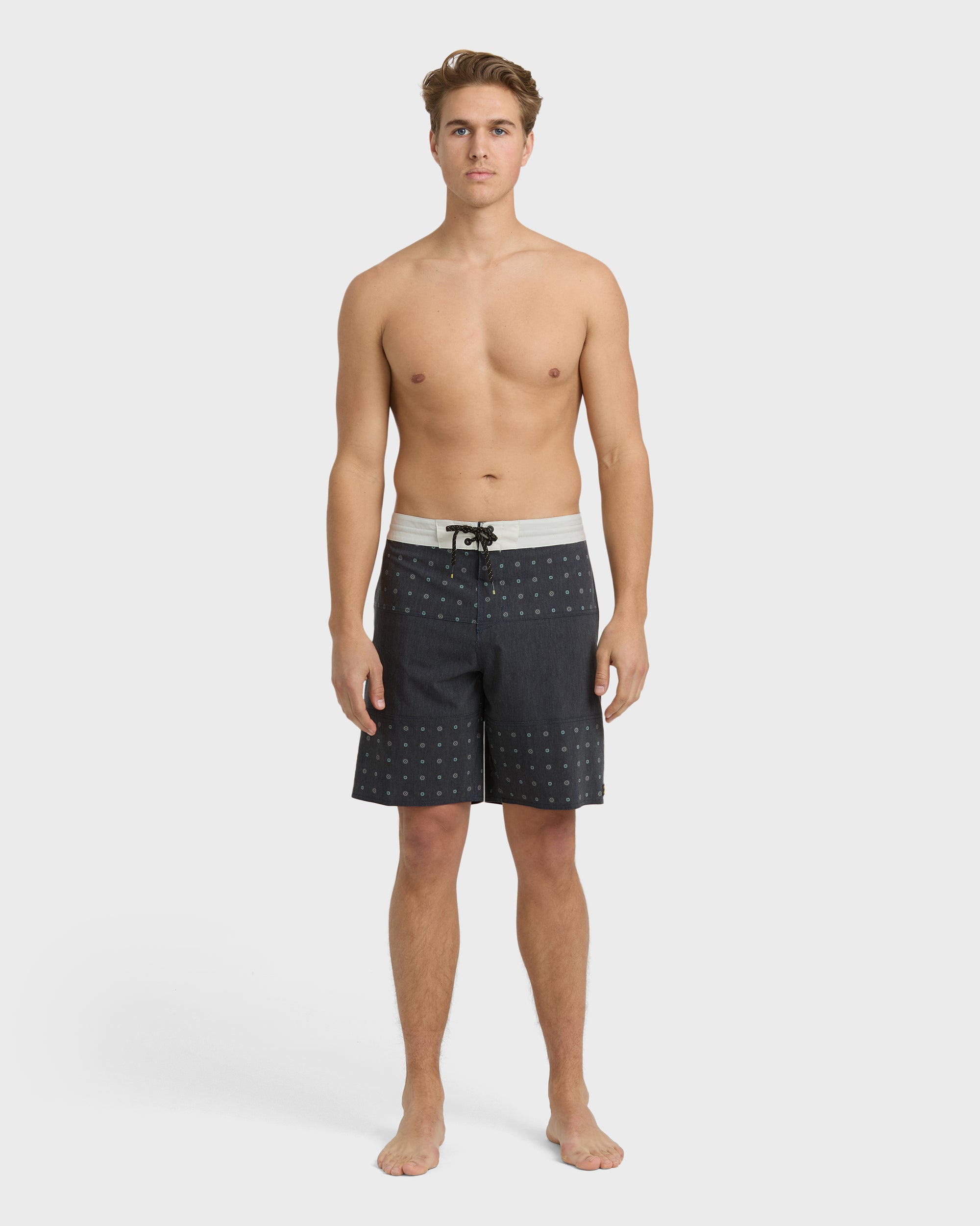 Tribong Lo Tide 19 Boardshorts - Black - Image 4