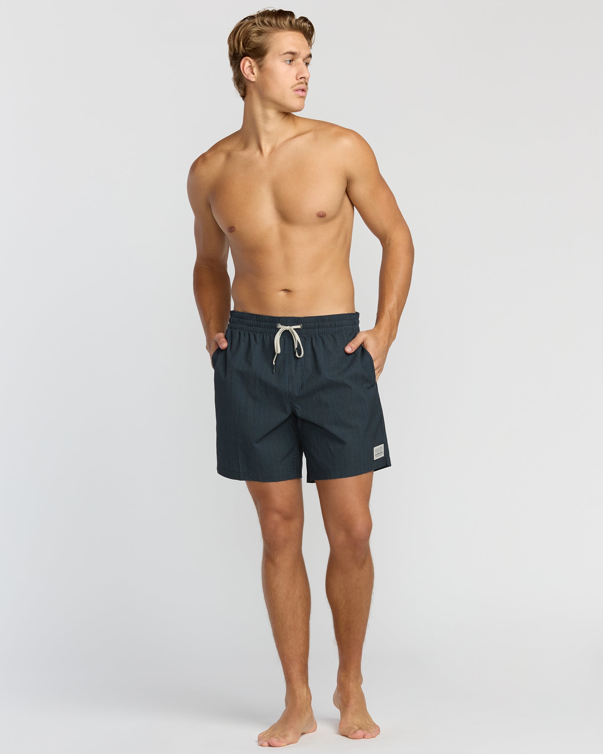 Day Trip Garage Laybacks 16 Trunks - Eclipse - Image 7