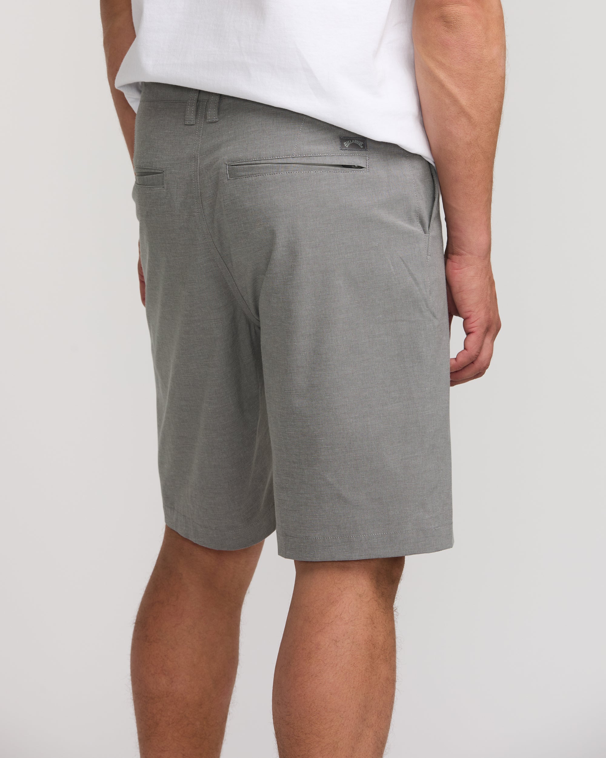 Crossfire Submersible 21 Hybrid Shorts - Gray - Image 8