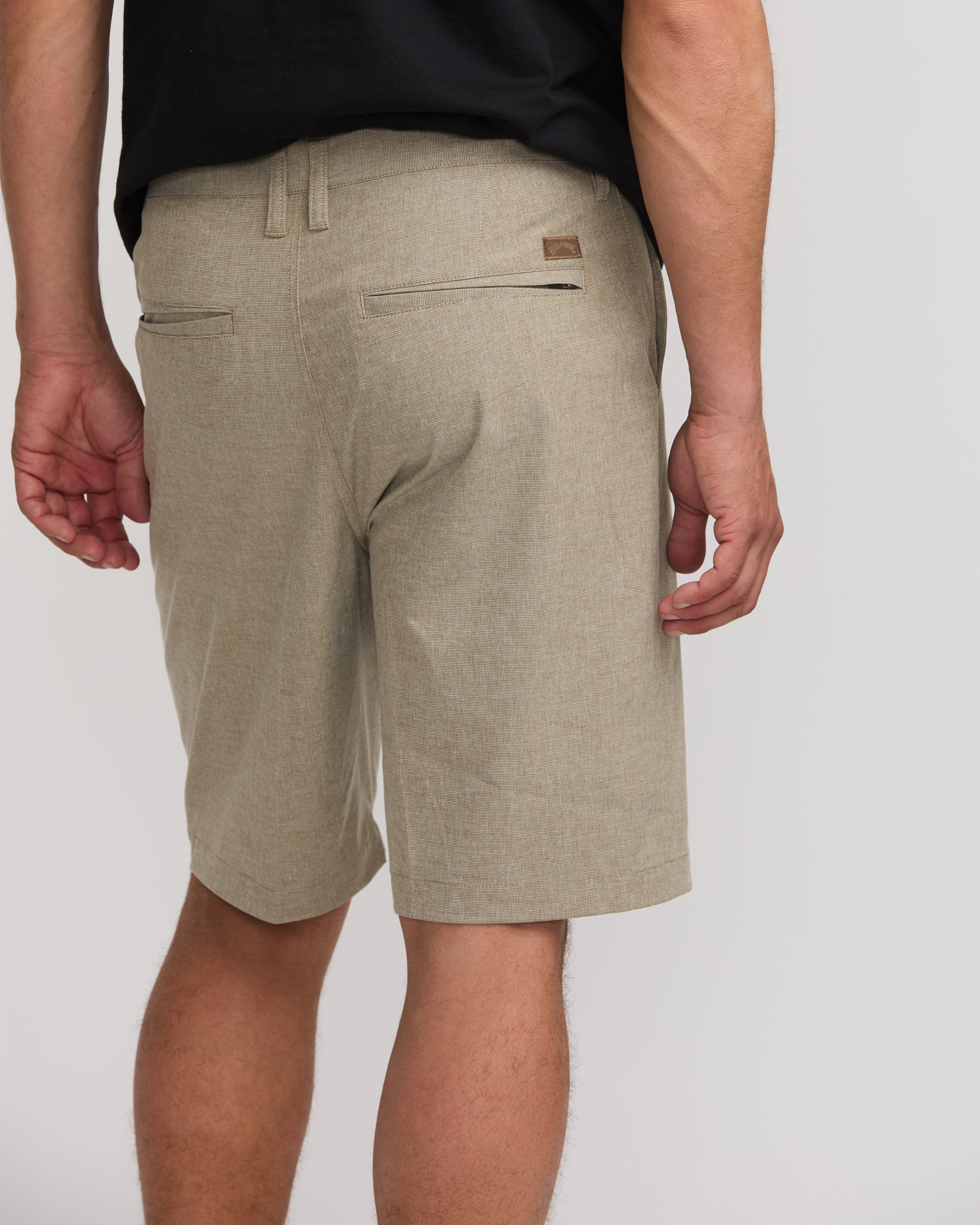 Crossfire Submersible 21 Hybrid Shorts - Khaki - Image 8