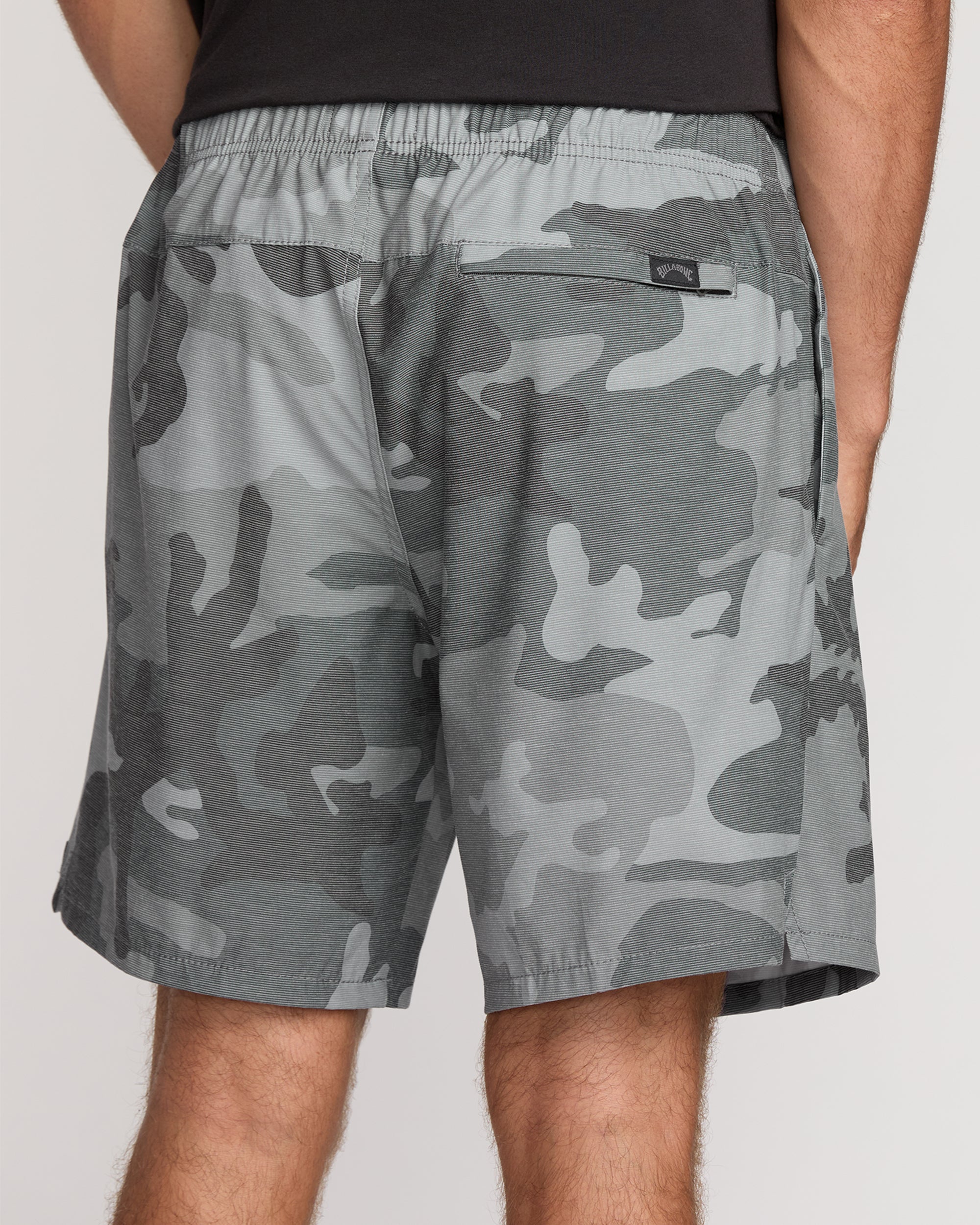 Crossfire Elastic Submersible 18 Hybrid Shorts - Black Camo - Image 7
