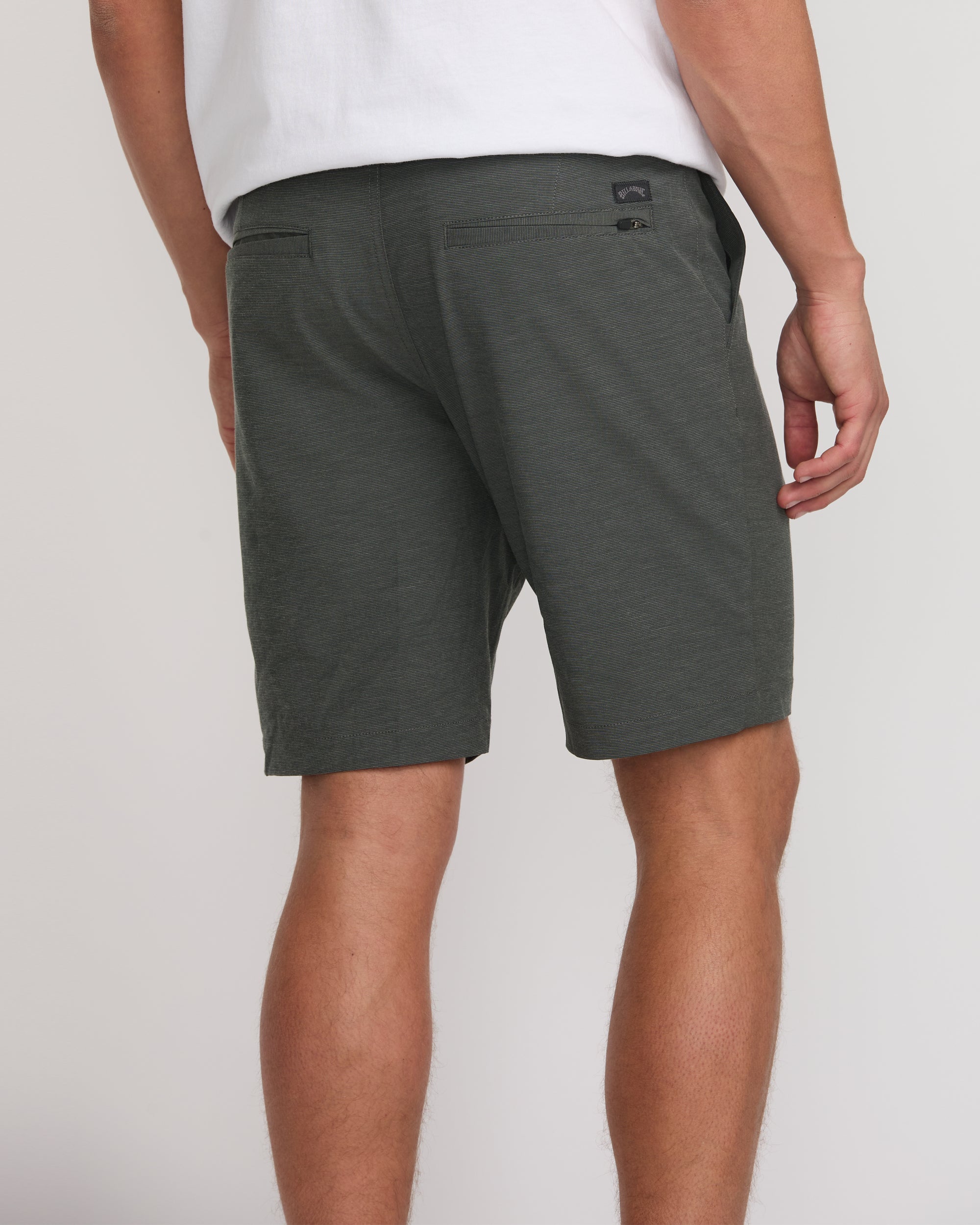 Crossfire Submersible 19 Hybrid Shorts - Asphalt - Image 8