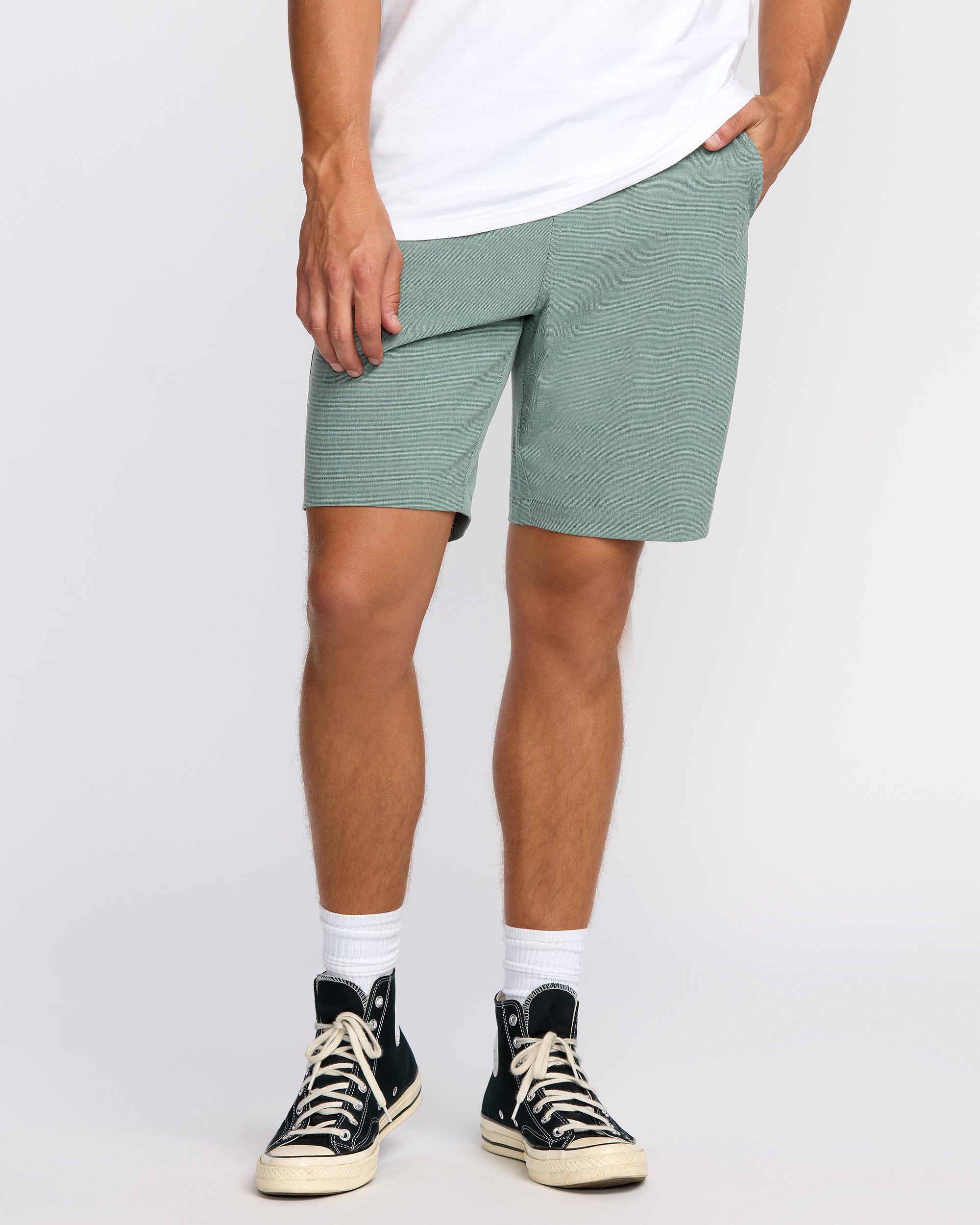 Crossfire Submersible 19 Hybrid Shorts - Green Ash