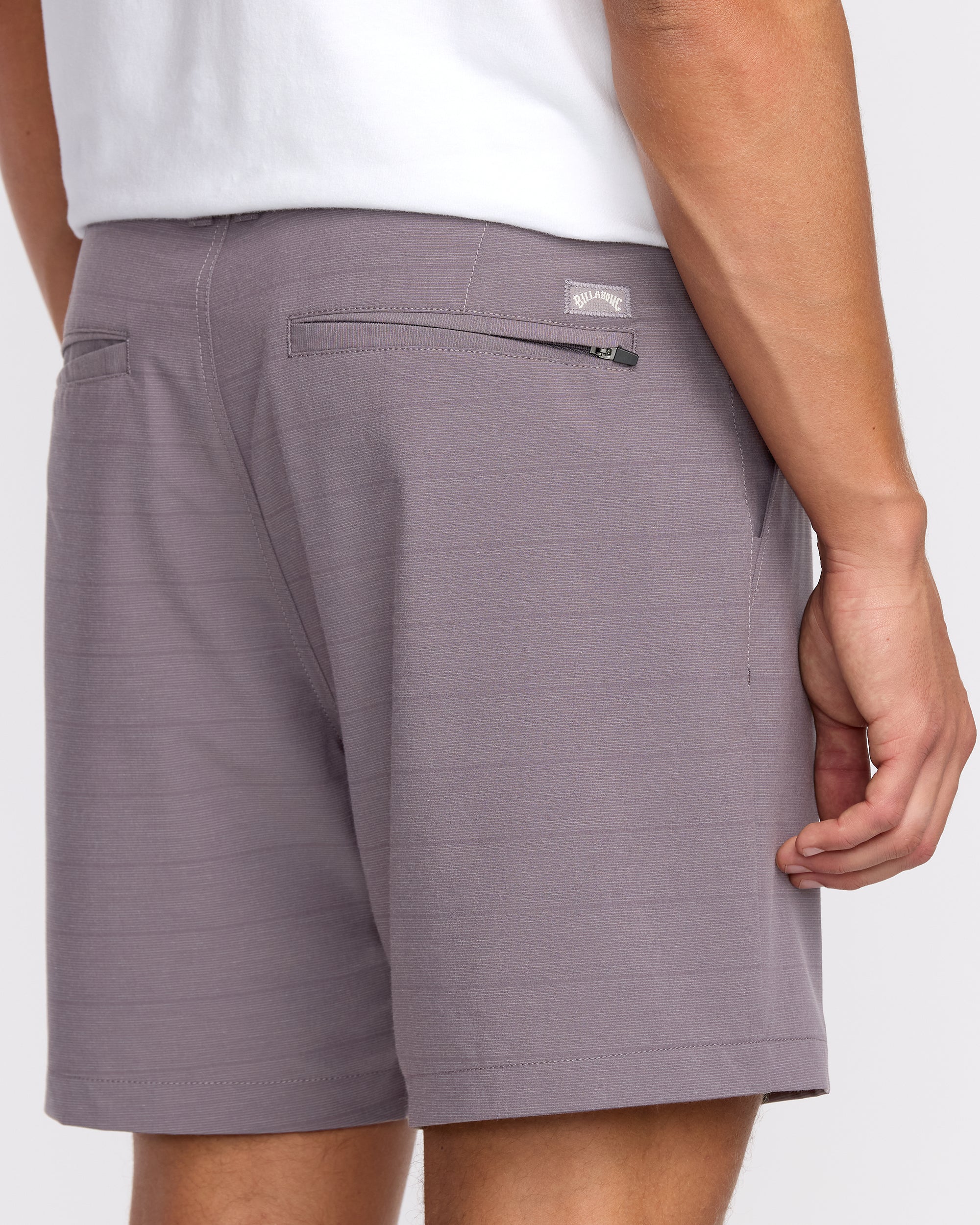Crossfire Submersible 17 Hybrid Shorts - Purple Ash - Image 5