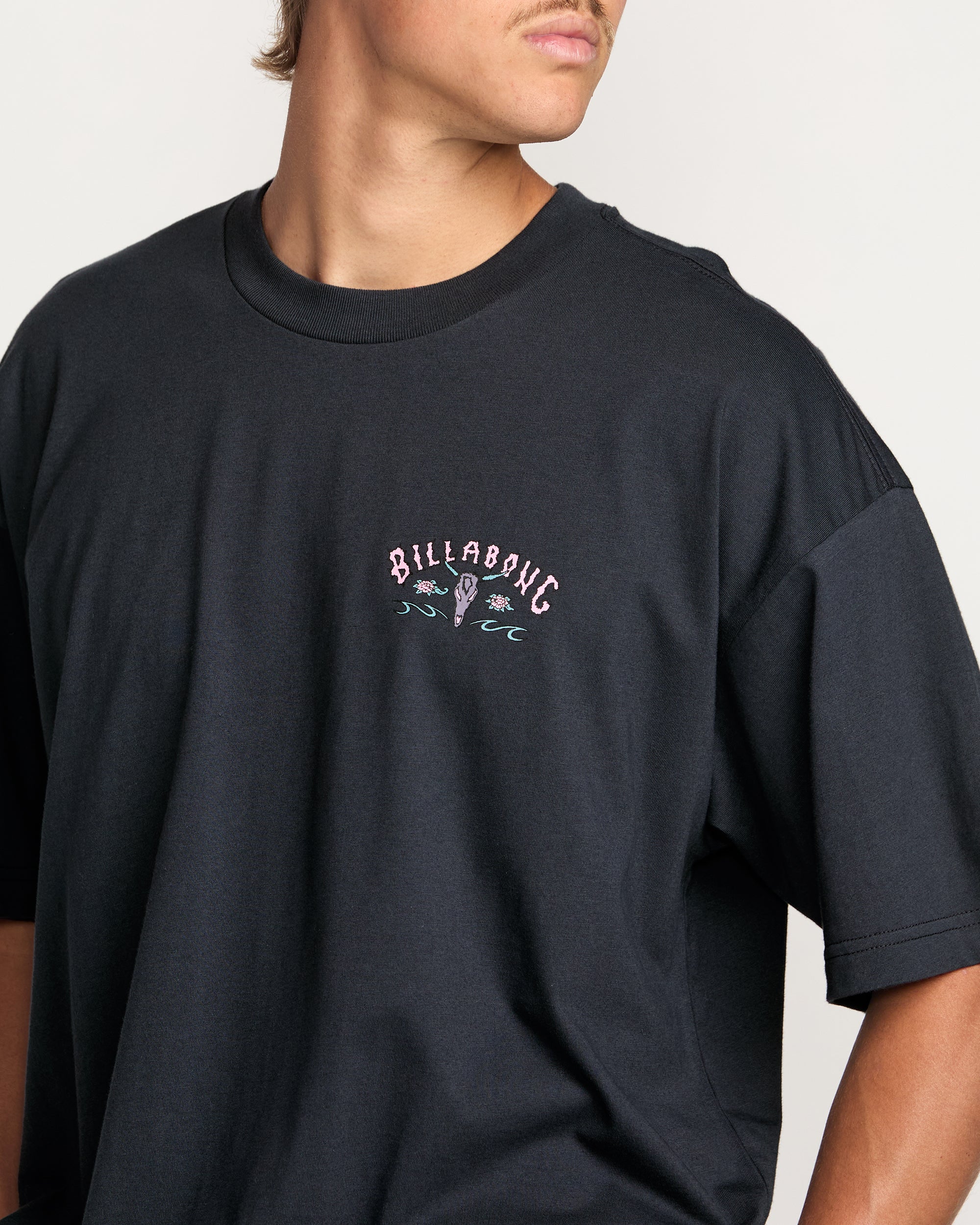 Raging Bull Regular Tee - Washed Black - Image 8