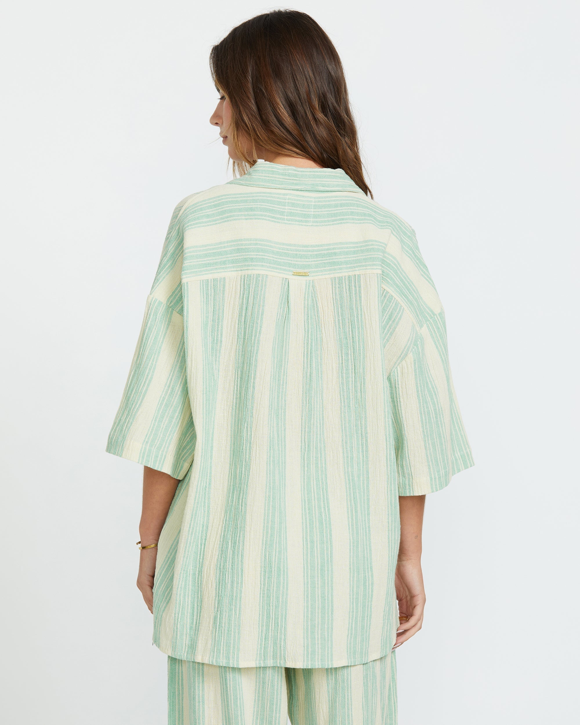 Beach Side Short Sleeve Shirt - Island Green - Image 3