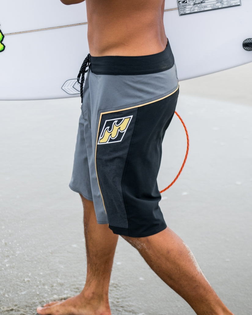 Straddie Pro Performance 20 Boardshorts - Pewter